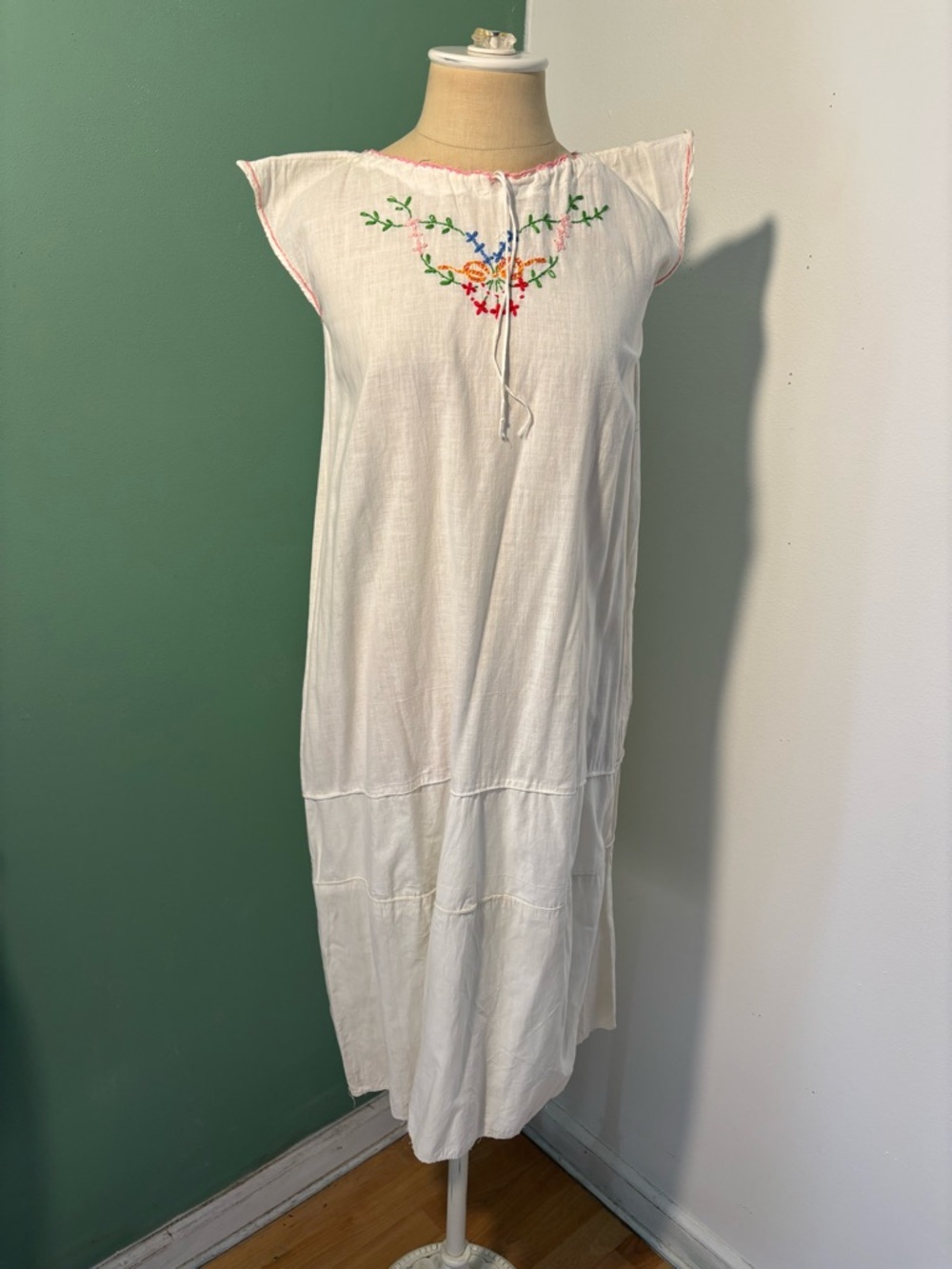 Vintage 1920’s White Cotton Embroidered Nightgown